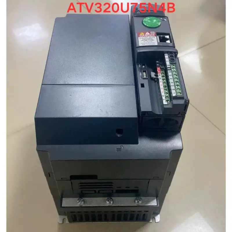 Second-hand Schneider disassembled inverter ATV320U75N4B functional test is normal Latest quotation for June 2026