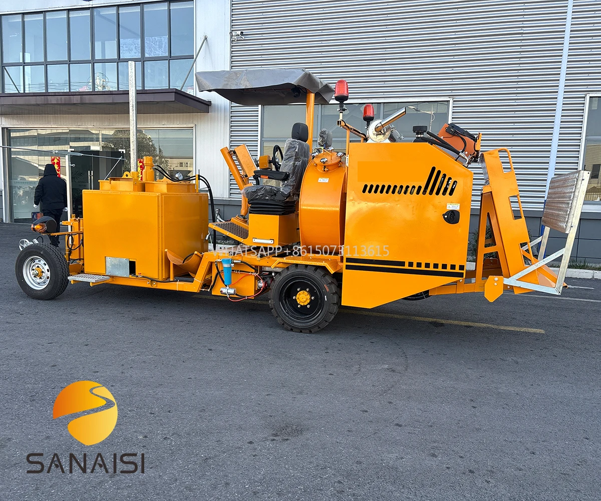 Maßgeschneiderte Hot Melt Ride-on Line Marking Machine Truck Driving Type mit Kernmotor-Straßenmarkierungsausrüstung