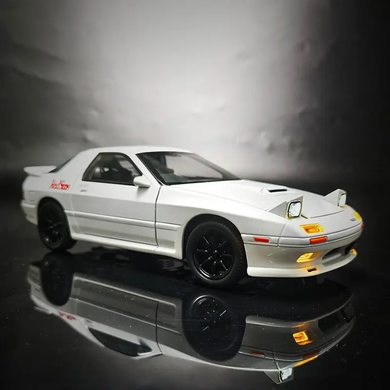 Mazda-金属製のレーシングカーとファン,合金モデルrx7,スケール1:24,光とシミュレーション,子供のおもちゃ,ギフト