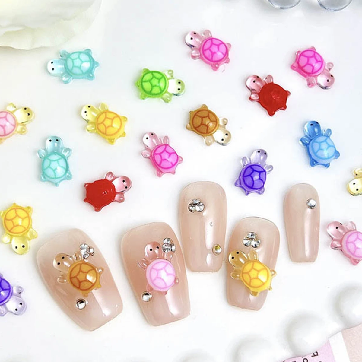 100pcs multi -color mixed mini -luminous little turtle color resin turtles, can be used for DIY nail accessories decoration acce