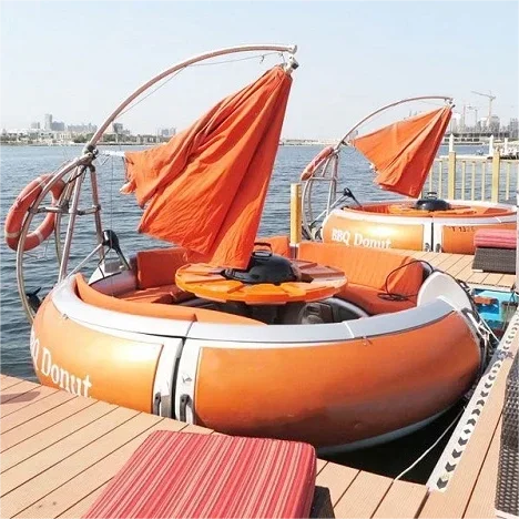 Water Amusement Park 10 Passenger Grill Boat BBQ Donut Boat For Sale