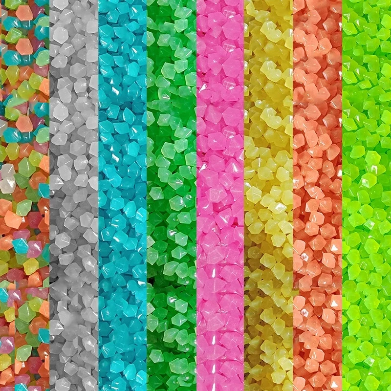 100 sztuk/worek świecące kamienie Home Garden akwarium krajobrazu świecące w ciemności kamyki sztuczne fluorescencyjne plastikowe żwir
