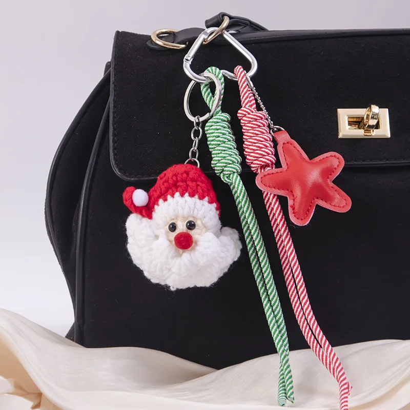 Handmade Xmas Santa Keyring with Knitted Star Ornament Creative Do-It-Yourself Christmas Decoration for Bags And Wallets