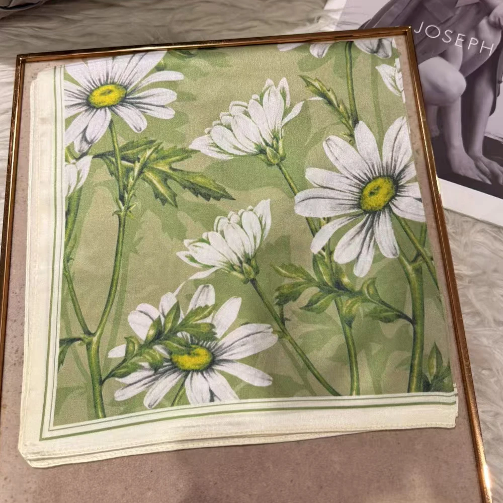 

Green Women 100% Mulberry Silk Scarf For Hair Headscarf Spring Fall Pailsey Design Small Silk Square Neck Scarves Neckerchief