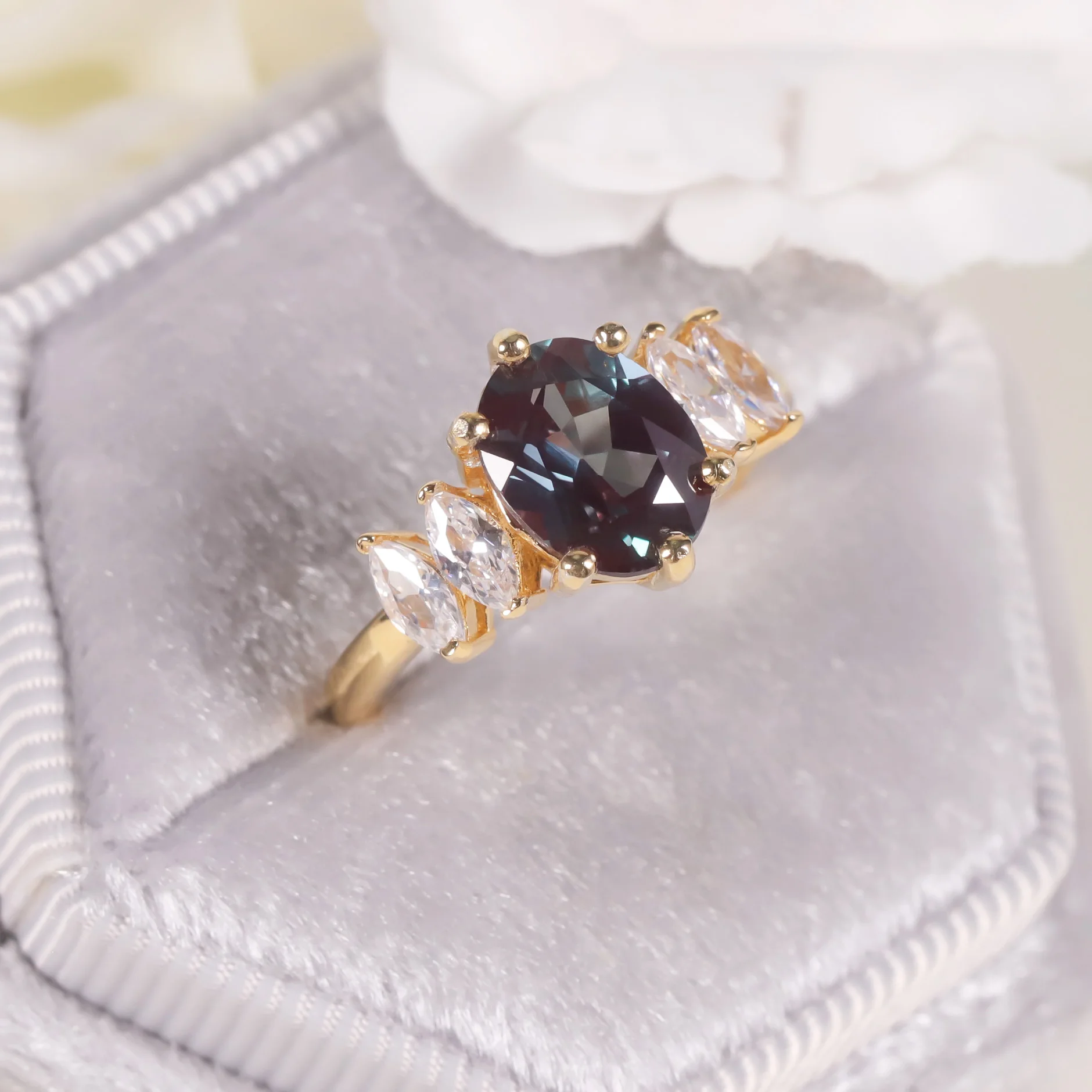 

GEM'S BALLET 14K Yellow Gold Plated 925 Sterling Silver Oval Cut 7x9mm Color Changing Lab Alexandrite Engagement Ring