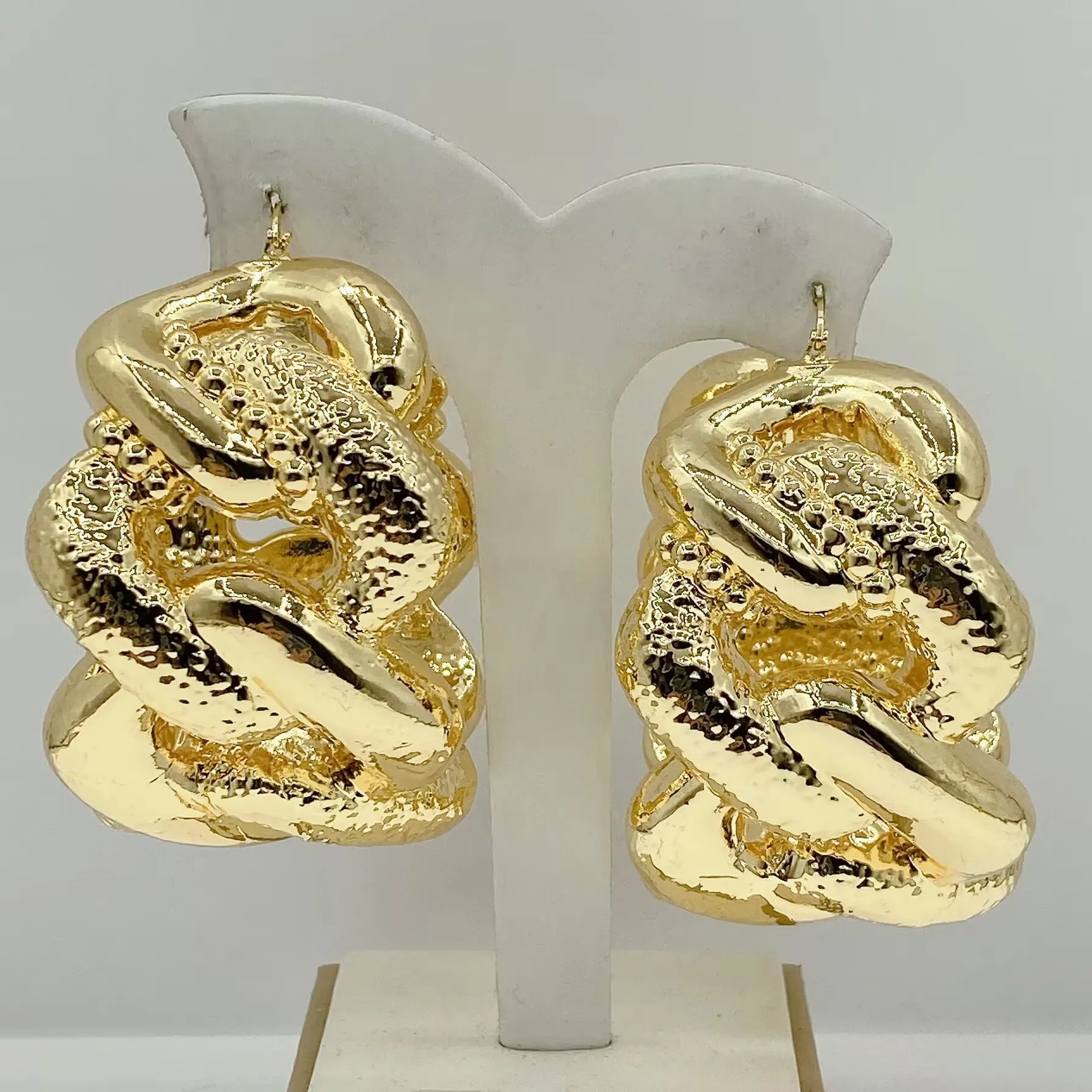 

Beautiful Big Earrings for Women High Quality Gold Plated African Girl Party Accessories Daily Outfit Vlog