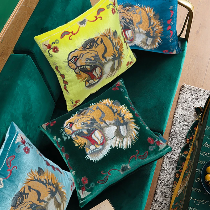 

Tiger Head Embroidered Pillow Cover American Retro High Quality Cushion Cover Pillows Decor Home