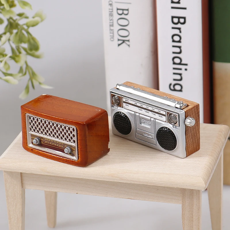New Arrival 1:12 Dollhouse Miniature Old-Fashion Nostalgic Radio Metal Retro Radio Model Player Toy Doll Furniture Accessories