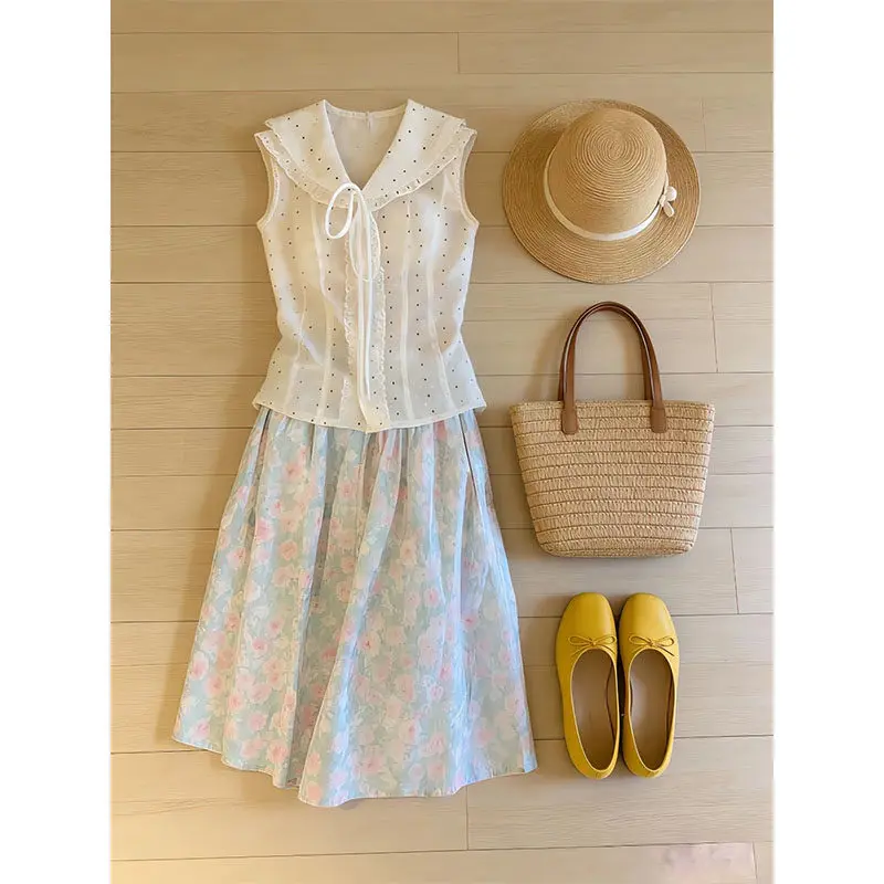 

Korean Style Sweet Polka Dot Navy Collar Sleeveless Shirt Floral Half-length Skirt Two-piece Set for Small-sized Girls