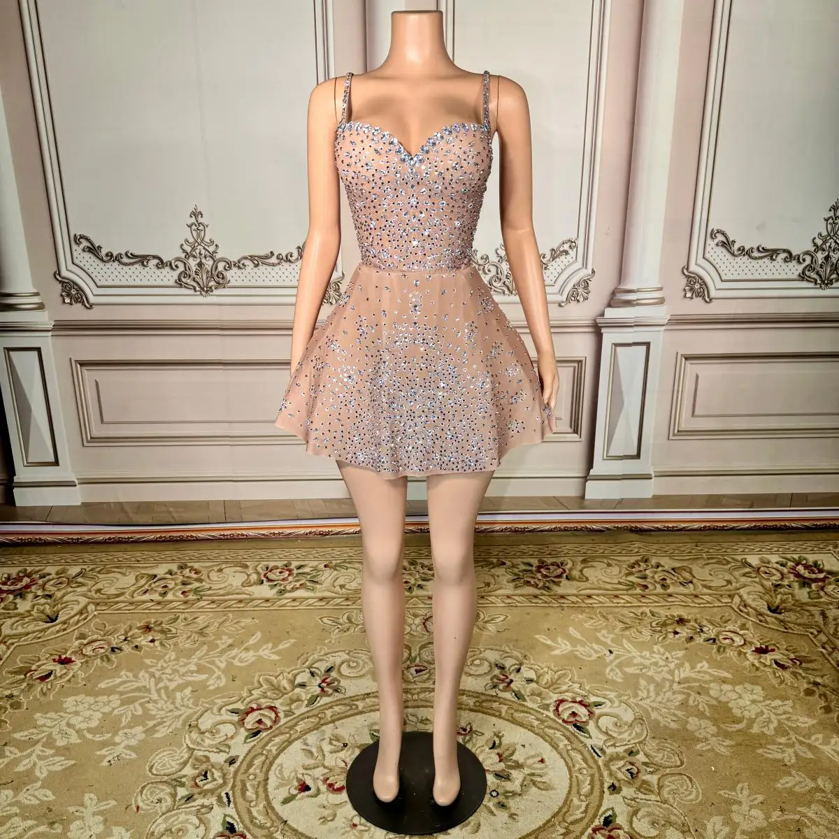 

Модное сексуальное платье ZD Fashion на тонких бретелях со стразами, женское роскошное короткое платье с кристаллами, для выступлений на сцене, мини-костюм для дрэг-квин
