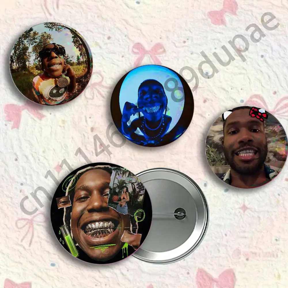 D-Don Toliver Badges 25 32 44 58 75 mm Round Customizable Wholesale Fan goods Self-made fan freebies