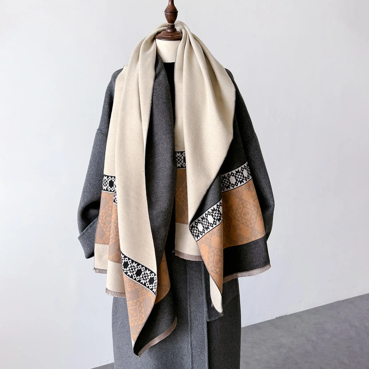 New Scarf Women Winter Versatile Imitation Cashmere Double-sided Thickened Warm Style Cold Insulation Shawl Travel Poncho Stoles