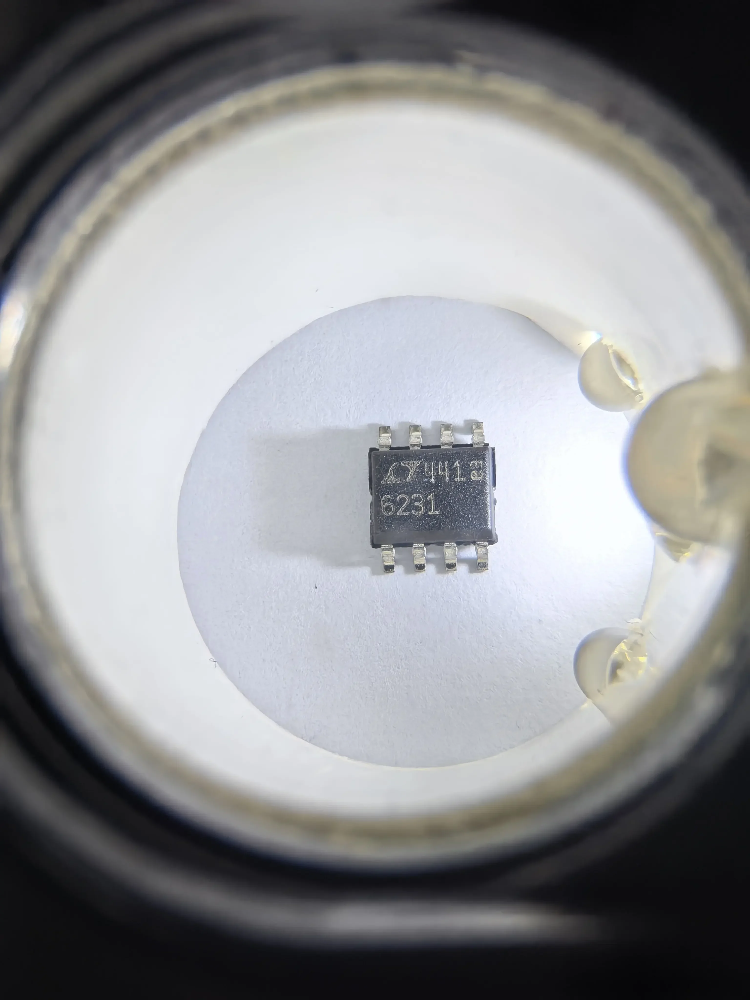 LT6231CS8 LT6231CDD LT6231IDD LT6231 LT6231IS8 LAEU - 215MHz, Rail-to-Rail Output, 1.1nV/rtHz, 3.5mA Op Amp Family