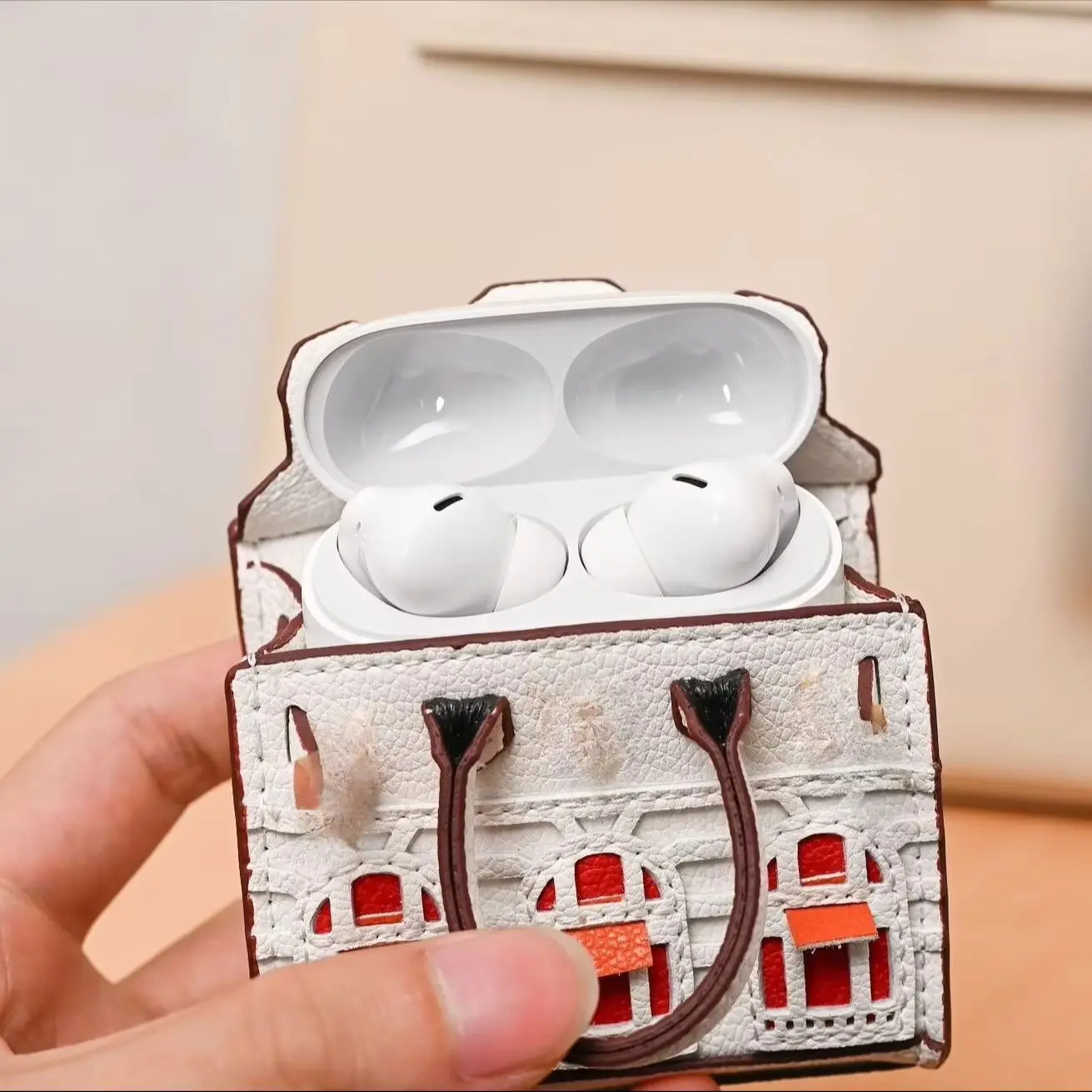 Creative 3D House Window Leather Case for AirPods Pro - Shockproof Drop-proof Earphone Cover with Pendant Keychain Decor