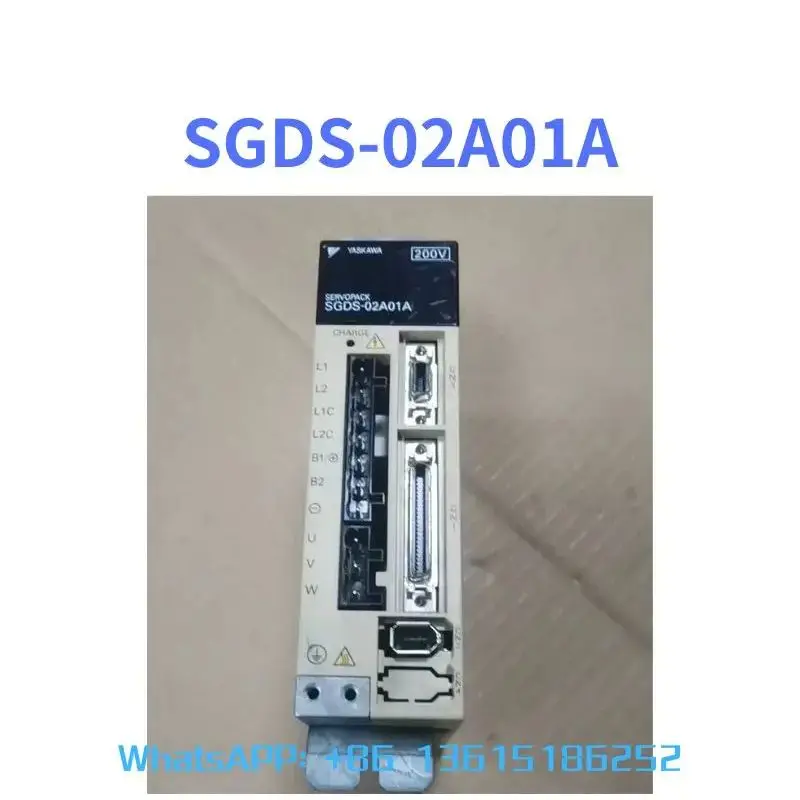 

SGDS-02A01A Second-hand servo drive 200W test function OK