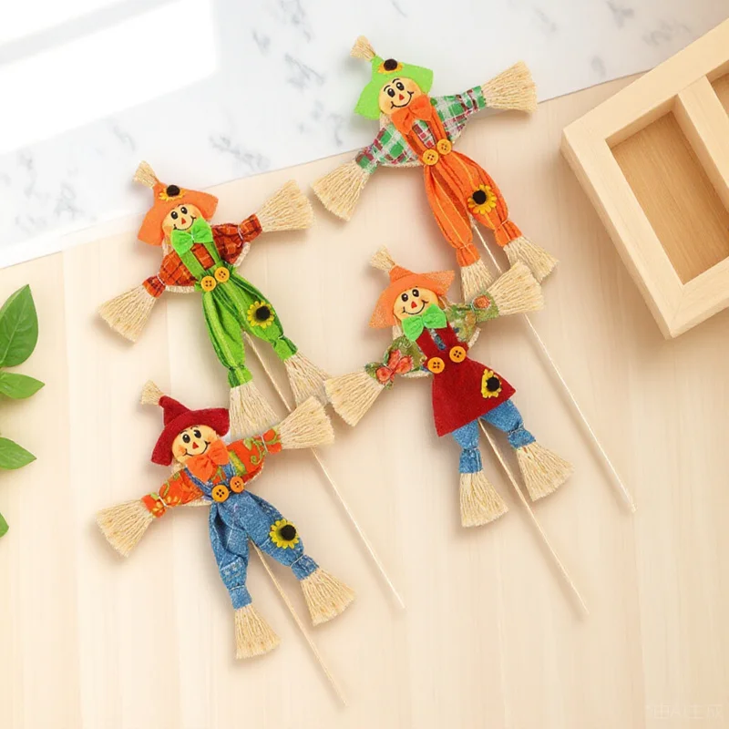 

4Pcs Halloween Scarecrow Adorable Garden Decor Outdoor Thanksgiving Party Yard Ornament Halloween Scarecrow Cartoon Scarecrows