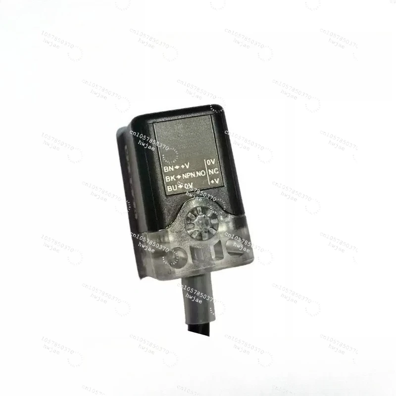 RN04-N/N2/N3/P/NP/RN05 Square Proximity Switch Induces Three-wire NPN Normally Open 24V