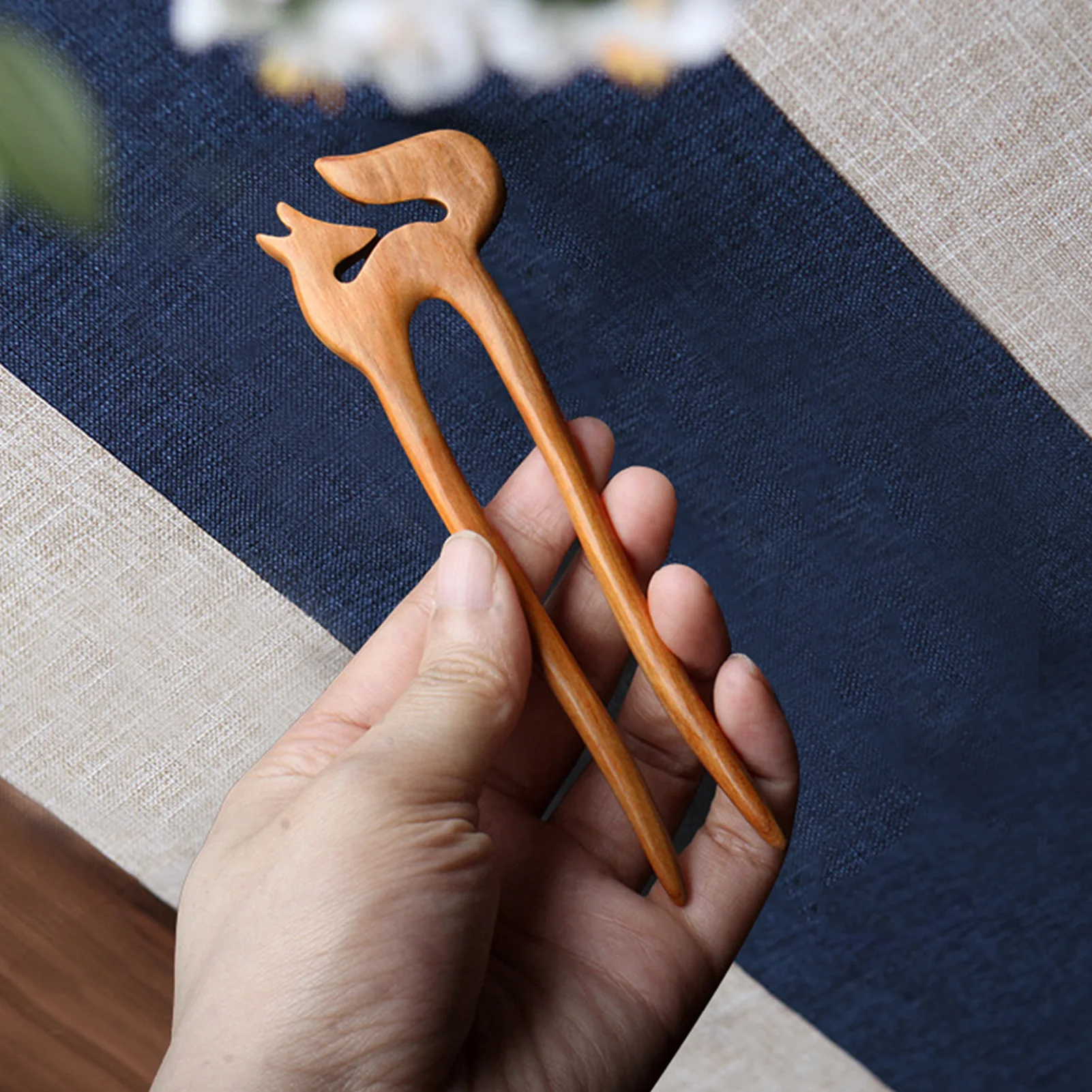 ผมไม้ U-Shape Cheongsam เสื้อผ้าจีน Hairpin อุปกรณ์เสริมไม้วัสดุตะเกียบผมสไตล์จีน Hairpins