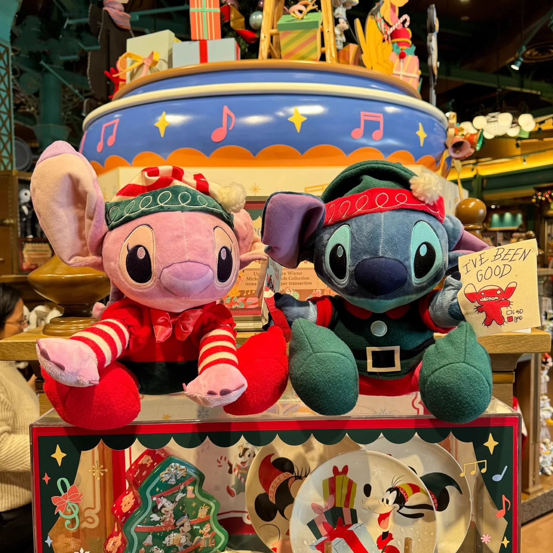 Shanghai Disneyland 2024 Winter Stitch & Angel Cartoon Plush Toy/Stuffed Doll - Christmas Gift & Souvenir