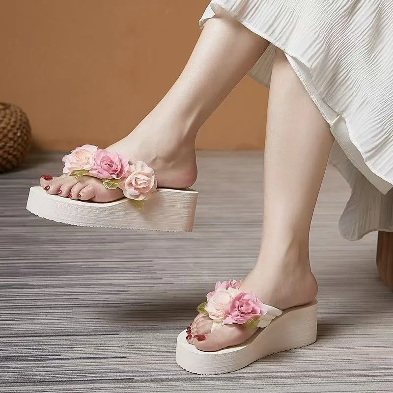 

Flower Slippers Women's Summer Fashion Versatile High-heeled Sandals Outdoor Flip Flops New Beach Anti-skid Beach Shoes Female