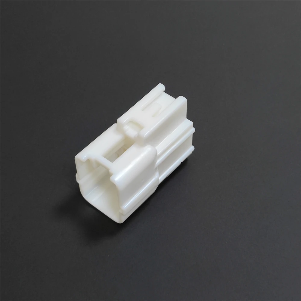 High quality automotive connector 6098-1851 4PIN plug sheath shell for automotive maintenance or modification of original parts