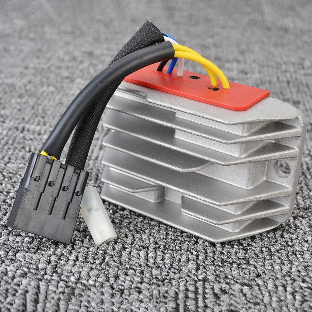 

01983600 Регулятор-выпрямитель для Hatz (12 В, 30 А) 5-контактный/1B 20 20 В 30 40 50