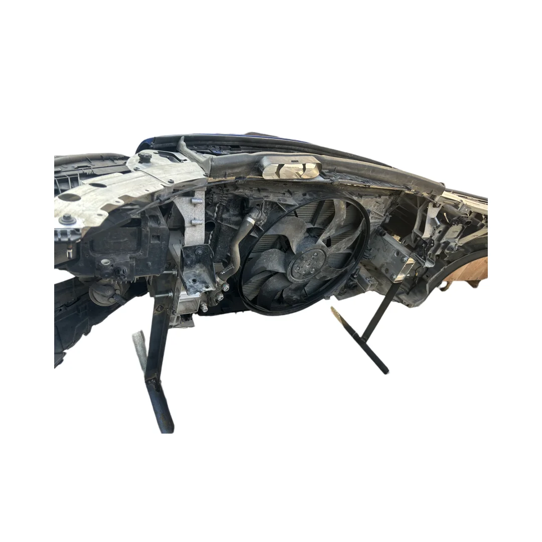 Acessórios de alta qualidade mais vendidos para classe C 205 Grade de para-choque Acessório de remoção de farol de radiador