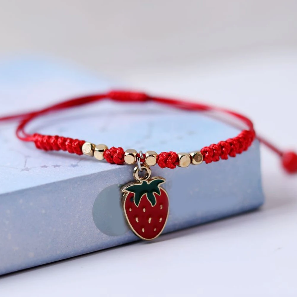 

Cute Strawberry Woven Friendship Bracelet Adjustable Braided Rope Handmade Beaded Fruit Wrist Accessory For Women Couples Lovers