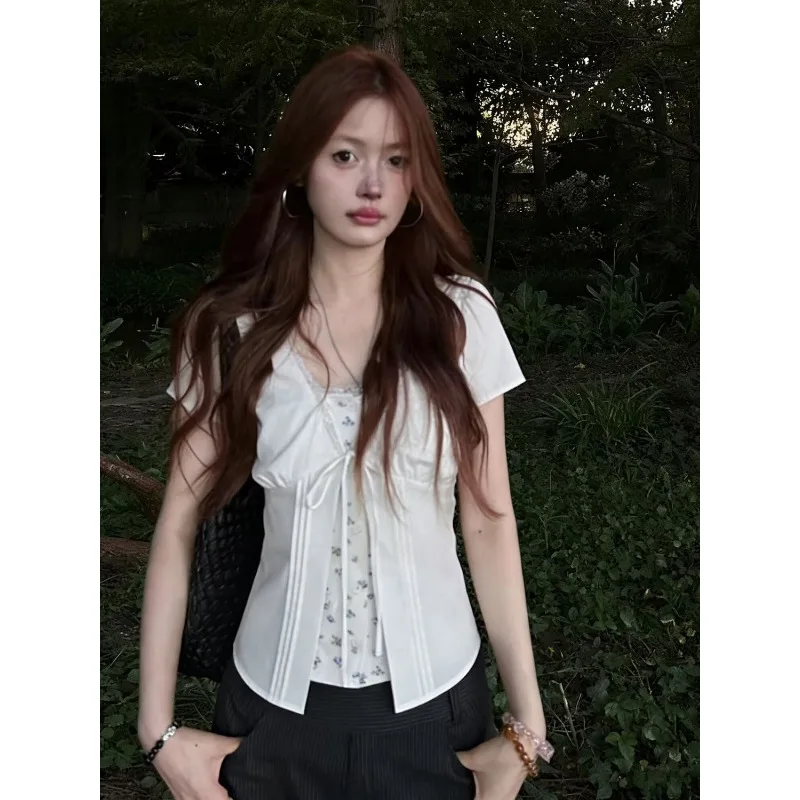 Women's Korean Style Fake Two-Piece Floral Splicing Short Sleeve Blouse Slim Sweet Top