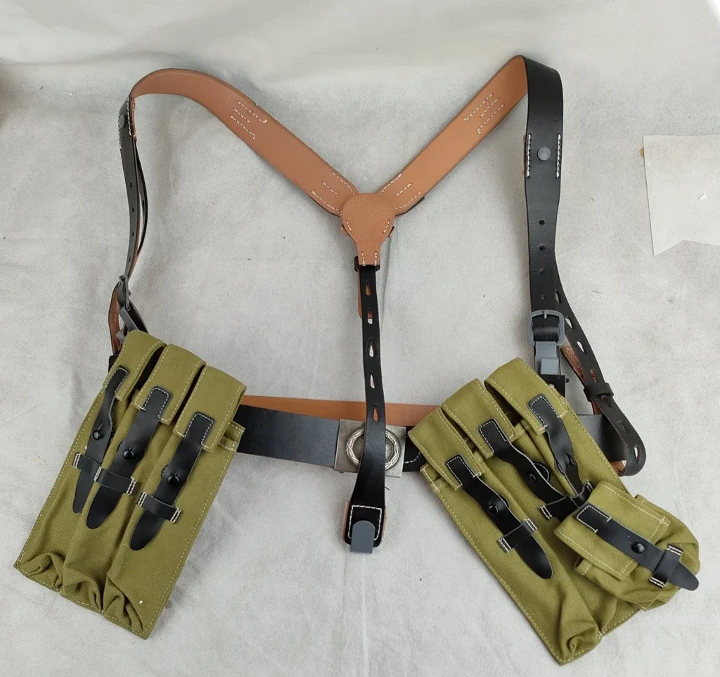 Clássicos TOMBJ Militar EXÉRCITO ALEMÃO WH SOLDADO Luta Equipamento de SERVIÇO DE CUERO CINTO Y-STRAPS MP38 MP40 AMMO POUCH 1:1 SET