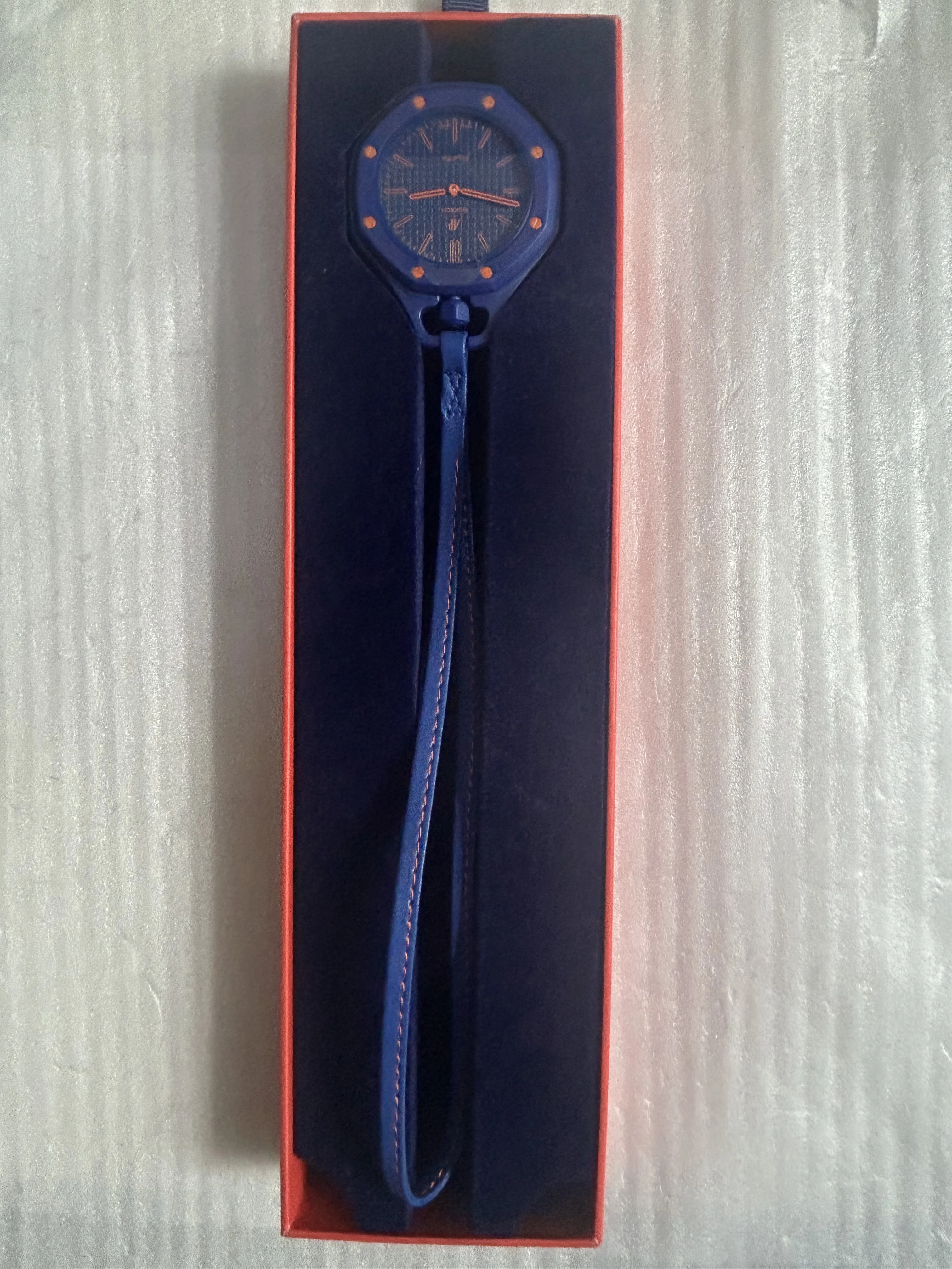 1:1 Replica With Box AP Swatch Joint Watch Quartz PockeWatch Royal Pop Oak Pocket Watch Couple Watch Exquisite Birthday New Gift view 5
