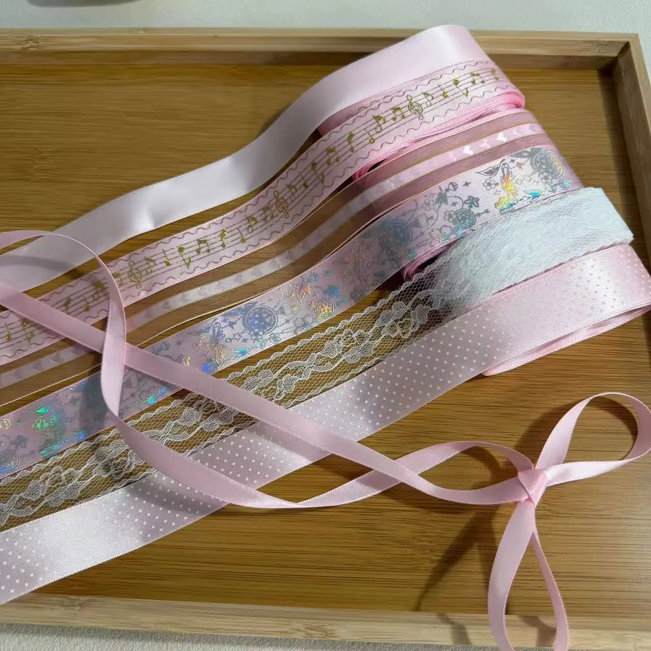 Rosa Serie Satinband 7-teiliges Stoffband Gumei Abzeichen Neues DIY-Material-Set für Schleifen, Schleifenbänder, Heißprägeband, süßes Geschenk