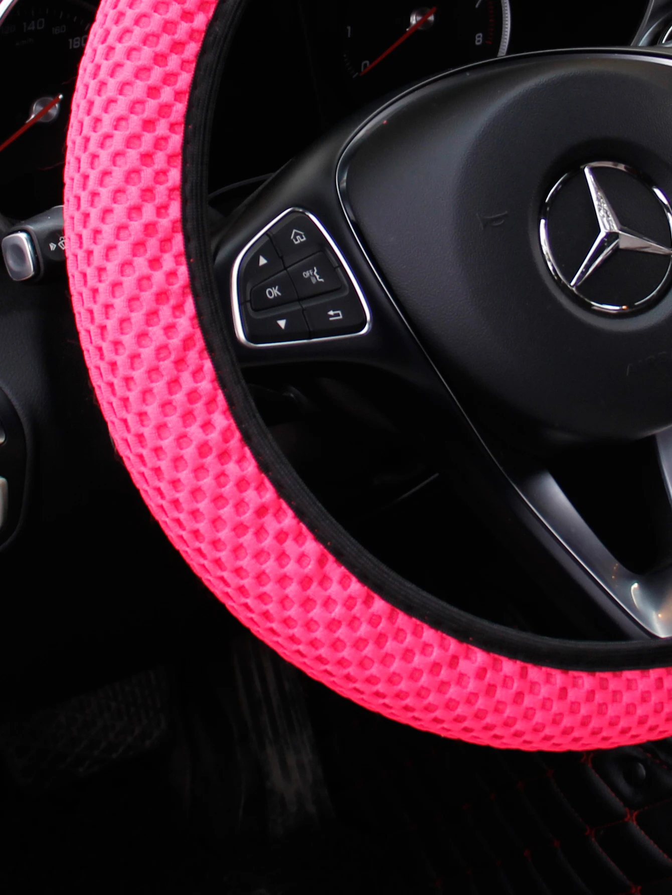 Summer Four Seasons Breathable Massage Comfortable Mesh Cloth Car Steering Wheel Cover Women's Car Accessories Black