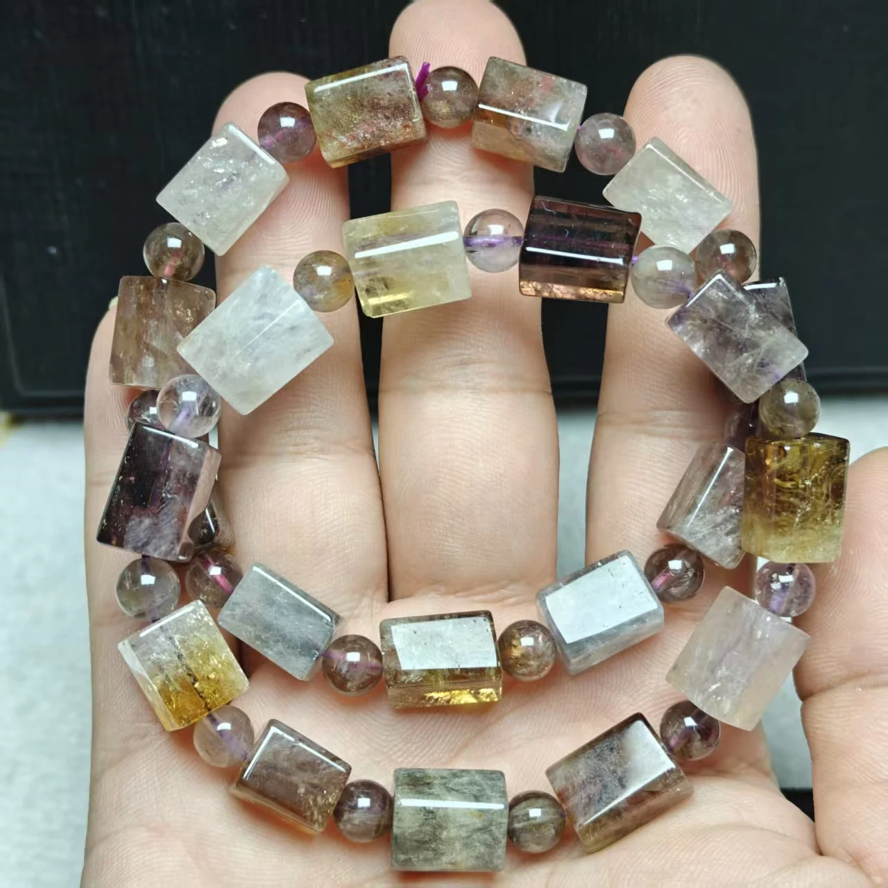 XINGYU Natürlicher Auralit 23 Kristallquarz Facettierte Quadratische Würfel Glatte Runde Perlen für Schmuckherstellung Design Armband Geschenk – Detail 5