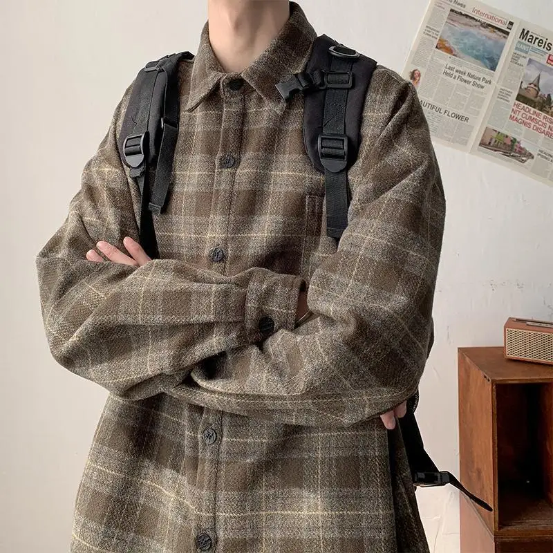 

Autumn Winter Large Size Men's Casual Plaid Long Sve irt Fce-lined Loose Fit Youth Faion Polyester Non-ironed Coat