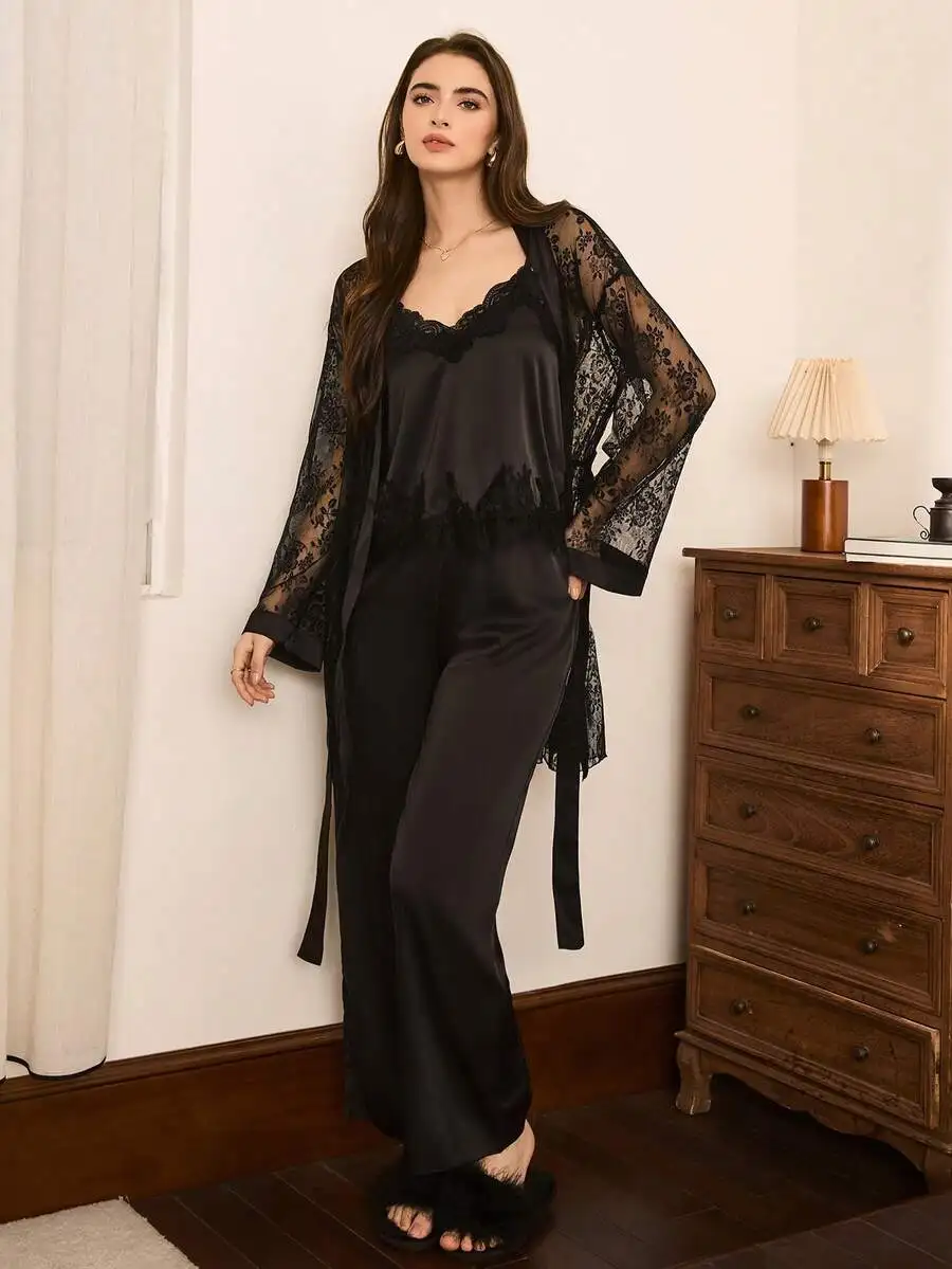 Moireta Elegant Mature Charming Lace Robe, Camisole & Pants Women Sleepwear Set