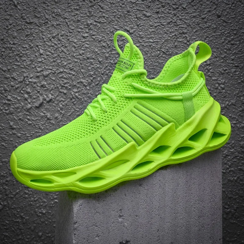 New Sports Shoes Men Breathable Sneakers Comfortable Jogging Shoes for Men Non Slip Outdoor Walking Shoes Mesh Casual Sneakers