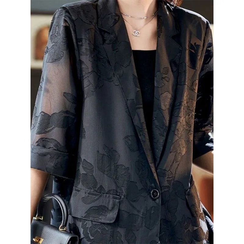 Baju Wanita Bordir Bunga Retro Kasual Ringan Pelindung Sinar Matahari Model Panjang Musim Semi Musim Panas Longgar Sedang