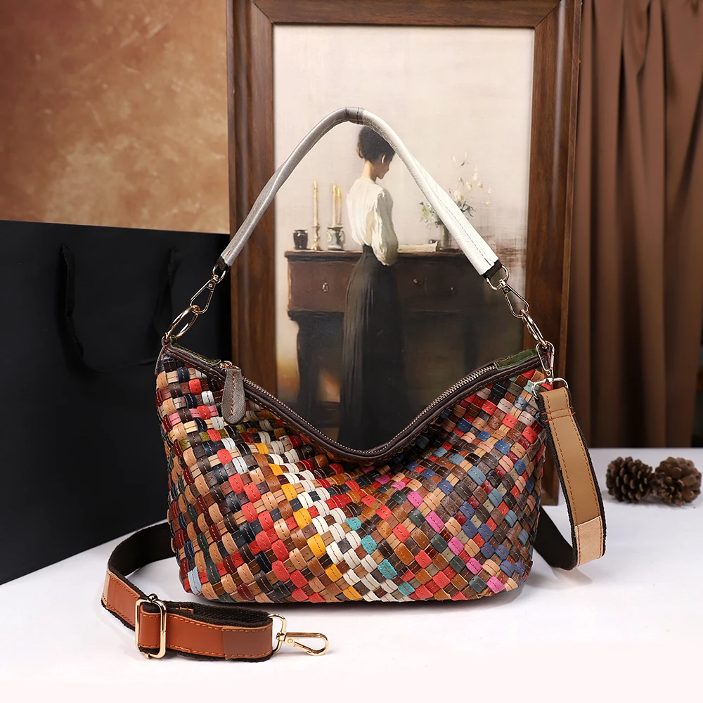 

Новая модная сумка-тоут 2026 года в минималистичном стиле, большая вместимость, из плетеной кожи высшего качества, на одно плечо, через плечо