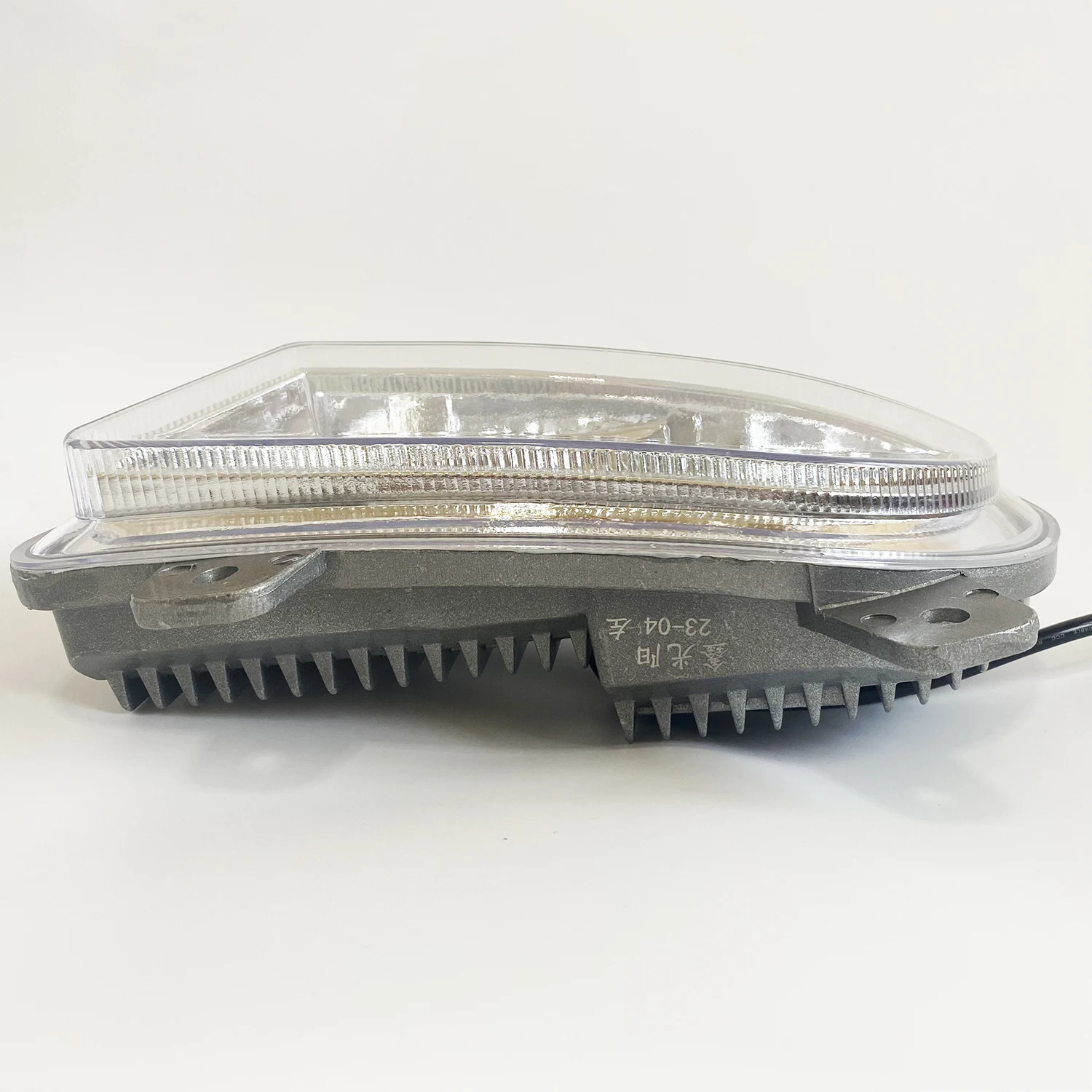 HOWO Truck Front Fog Lamp Assembly LED SINOTRUK Left Aluminum Case Foglights for Tractor Tipper 336 371 380 420HP