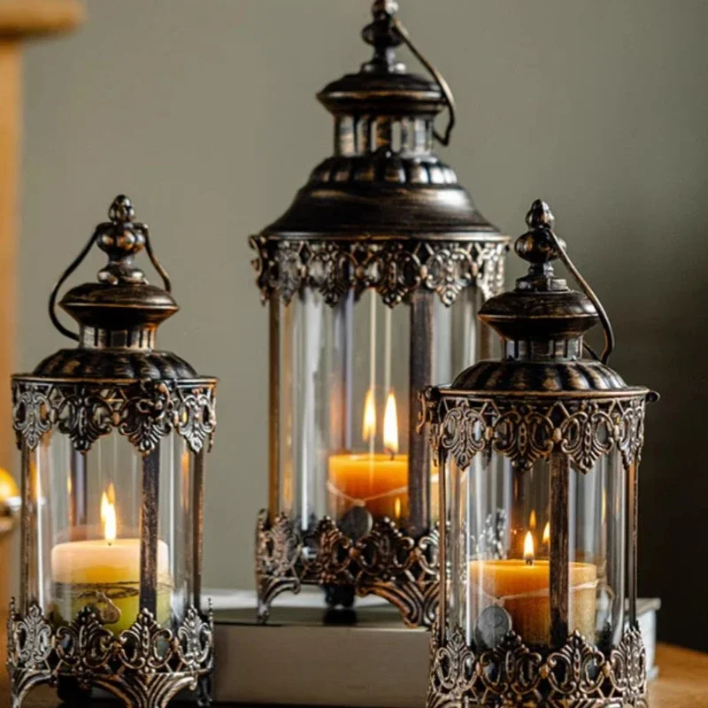 Vintage Iron European Candlestick Ornament Outdoor Camping Windproof Light Romantic Candlelight Props and Decorations Nostalgia