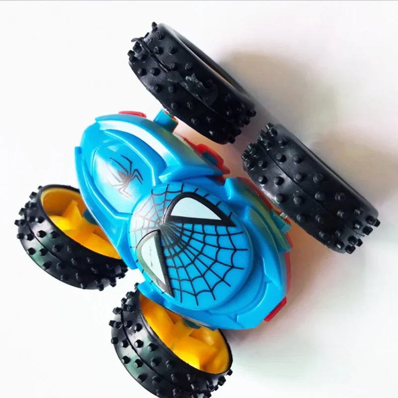 مارفل أفنجرز سبايدرمان سيارات بالقصور الذاتي على الوجهين 360 °   ألعاب الرافعة للأطفال والأولاد والبنات ألعاب الرسوم المتحركة أنيمي هدية عيد ميلاد السيارة