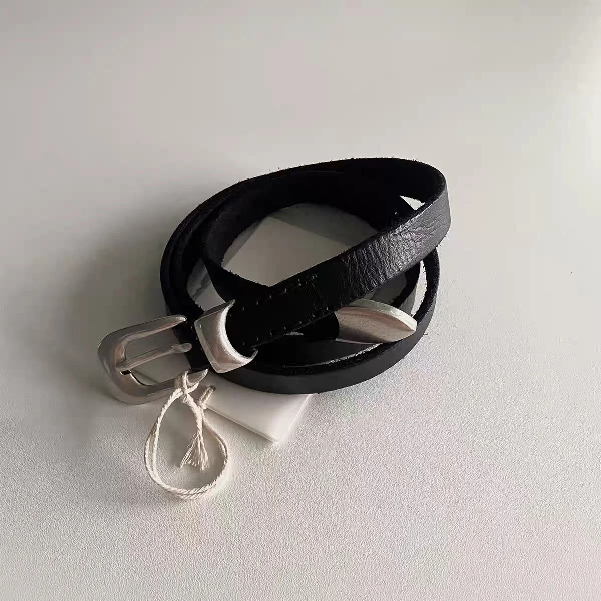 ceinture-en-cuir-veritable-pyc-l35mm-motif-antique-en-cuir-de-vachette-pleine-fleur-avec-boucle-argentee-polyvalente-et-classique