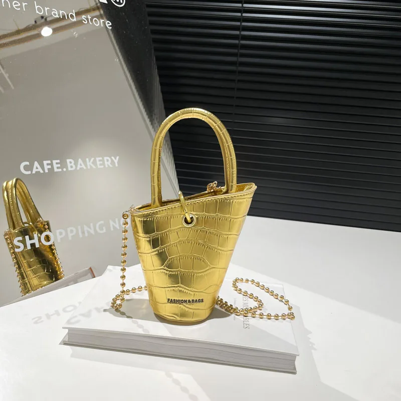 

Winter Light Luxury Paris Personality Design Crocodile Pattern Fashion Women's Bag Shoulder Gold Buckle Oblique Span Handbag