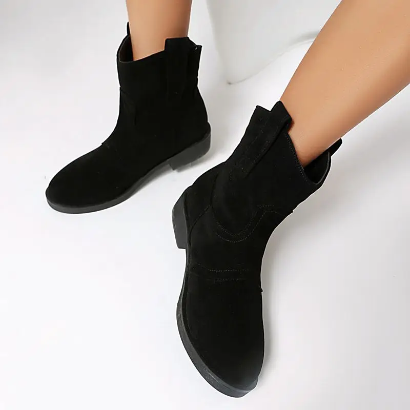 

Girseaby Fashion shoes 2025 Women's Classic Flock Suede Ankle Boots Flats Slip-On Big Size 42-44 Casual Daily Soft Western Style