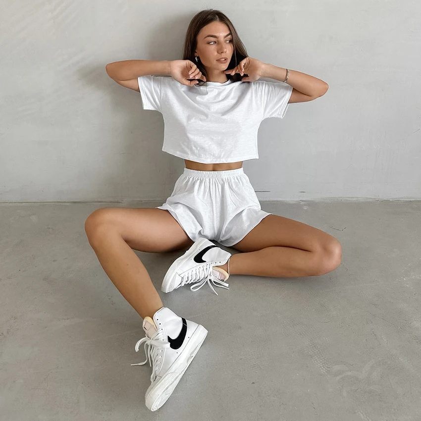 HiLoc Effortless Loungewear Set Women's Cropped Crew Neck Top And Relaxed Elastic Waist Shorts 2 Piece Summer Home Pajamas 2026
