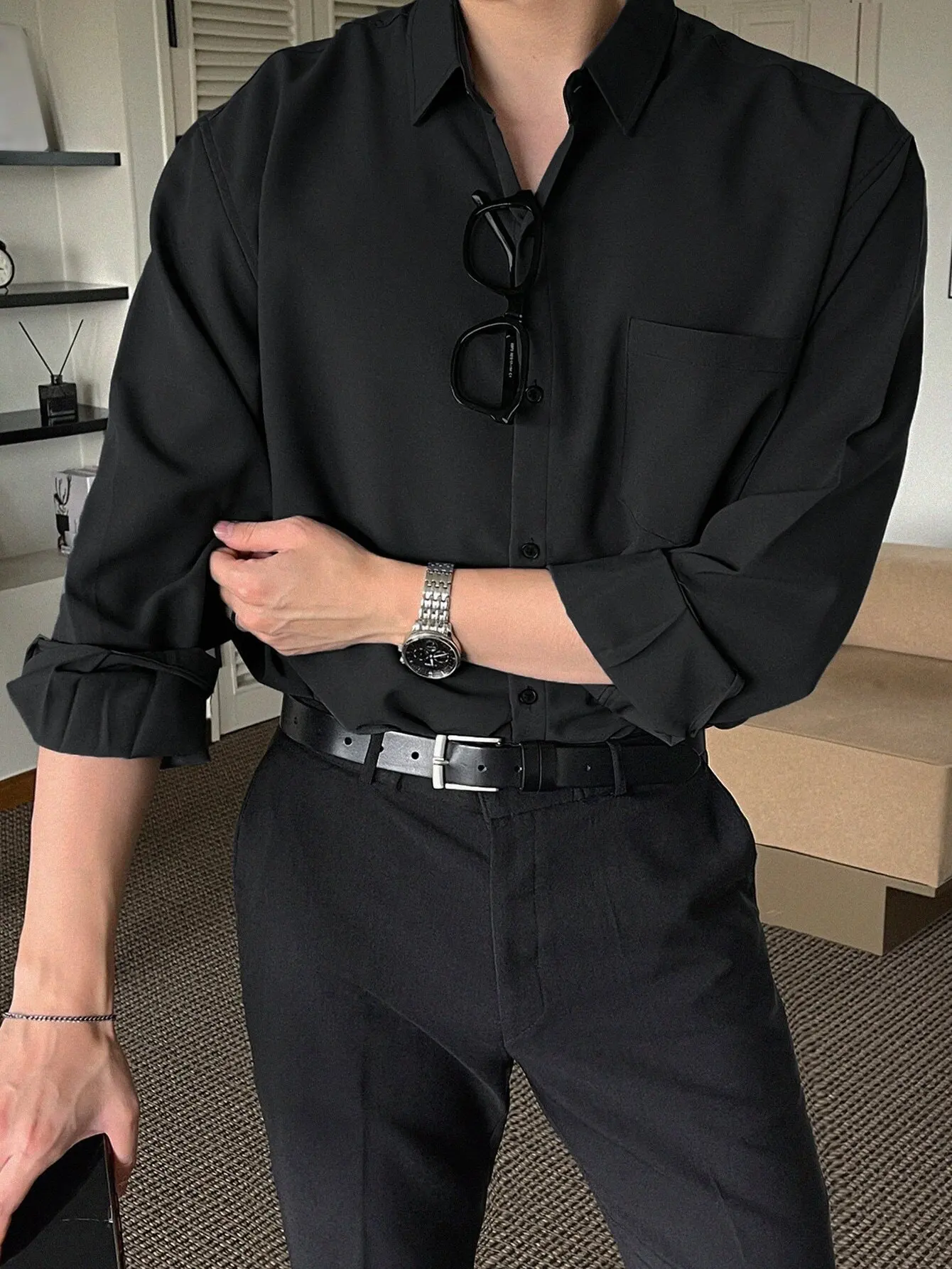 

Men's Solid Black Long Sleeve Button-Down Shirt with Chest Pocket