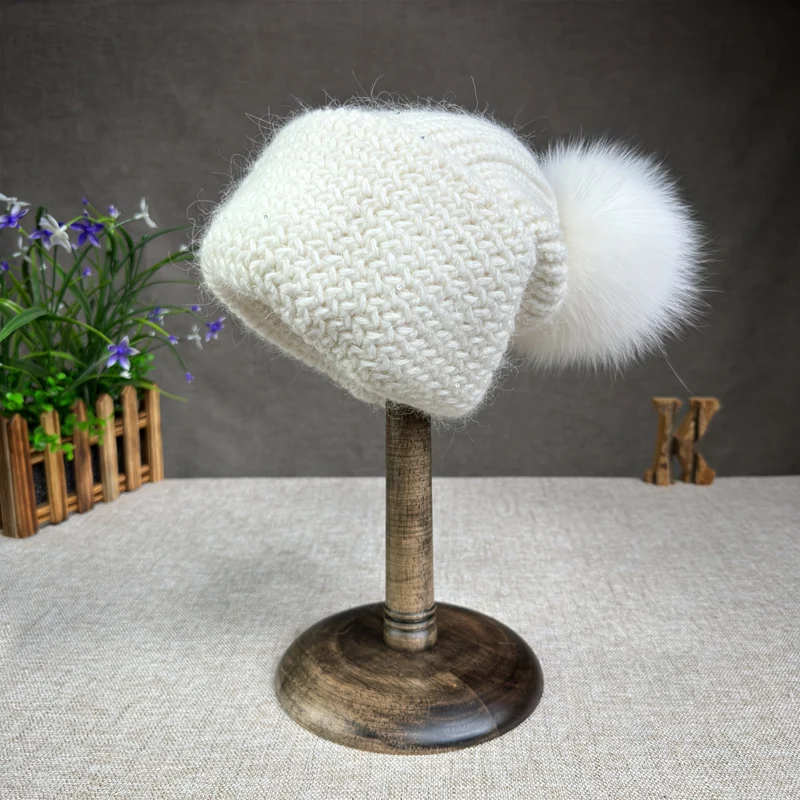 Sparkling coarse needle rabbit fur knitted hatwomen\'s fox fur ball, warm and casualversatile thick and warm pile hat