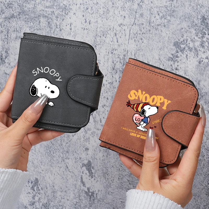 

Snoopys Wallet Short PU Foldable Men Women Fashion Niche Wallet Cards Multi-card Coin Purse Three-in-one Purse Cute Card Holders