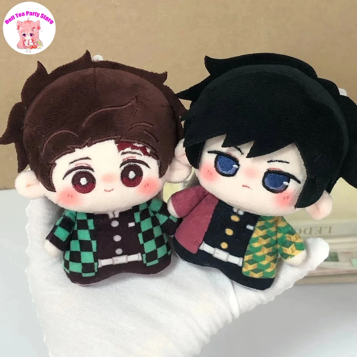 

Аниме хлопок Dol Kamado Tanjirou Tomioka Giyuu очаровательные плюшевые куклы Nunu Body 10 см кулон игрушки плюшевый подарок